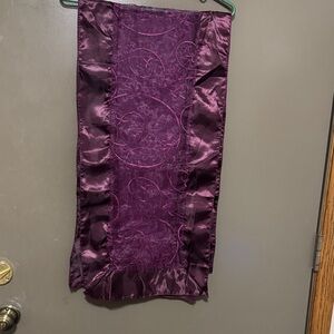Elegant Eggplant/Purple Table Runner Set of 10